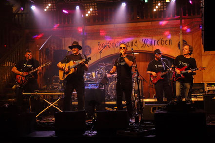 Benefizkonzert im Doppelkegel der BMW Welt 13.10.2023